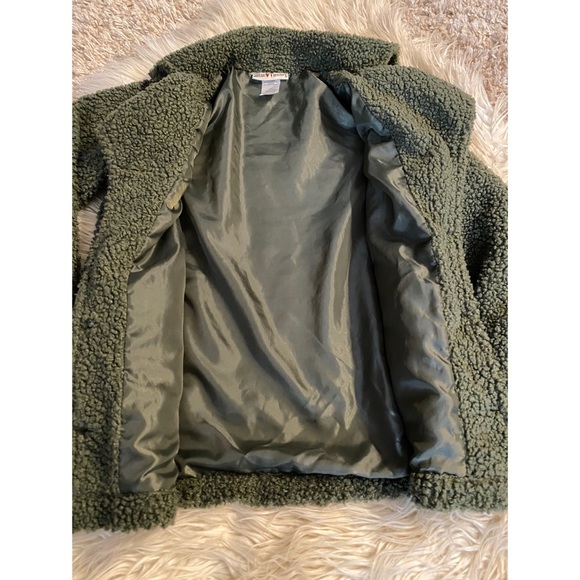 Button down Parka - Picture 3 of 4